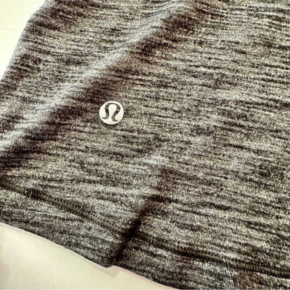 Lululemon Run For Gold Black Tank Built-In Bra with removable pads Size 4 - Picture 12 of 16